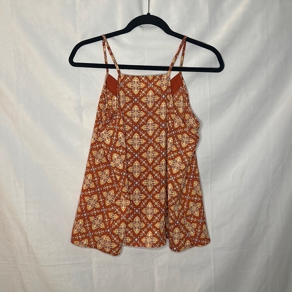 XHILARATION BOHO STYLE FLOWY TANK (L) - Picture 6 of 6